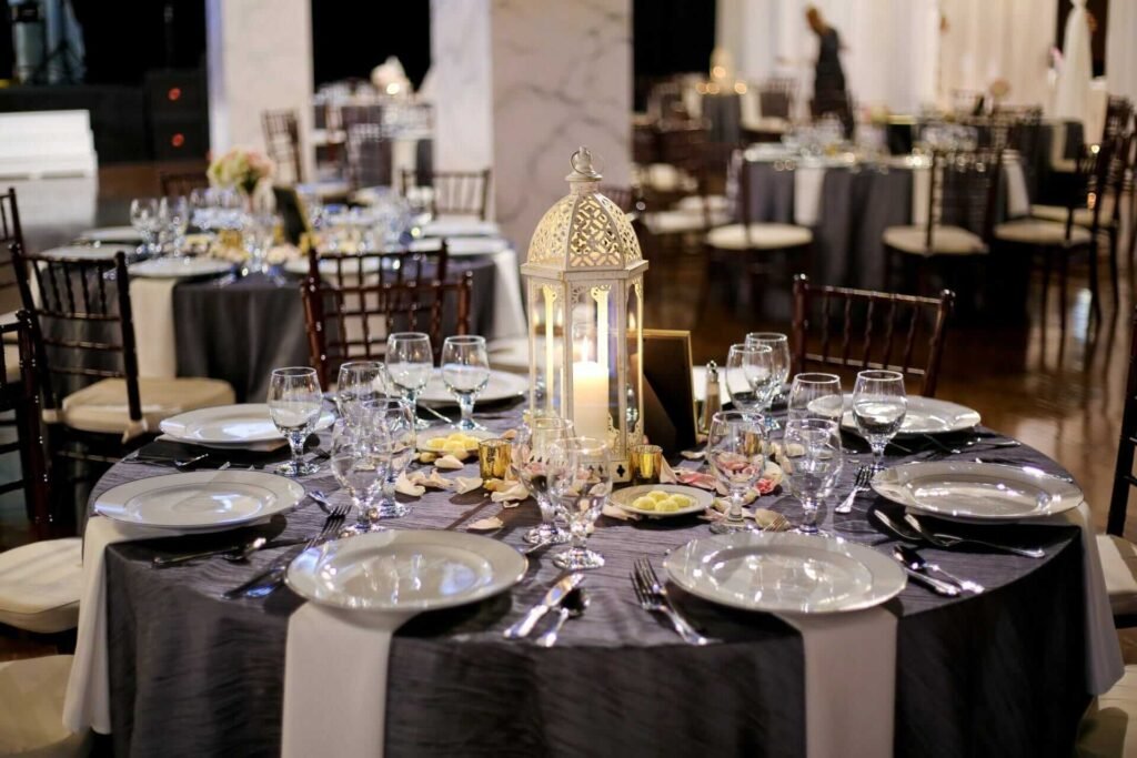 Tbl-Setup_Reception-17